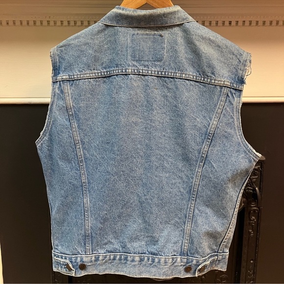 Levi’s orange tab denim vest - Picture 3 of 5